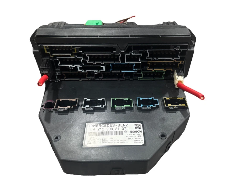 Módulo de caja de fusibles SAM DELANTERO CLASE MERCEDES W204 C250 C300 2010-2013 A2129008107 Foto 1 de 4