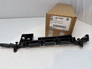 GM OEM 17-23 XT5 Front Bumper Grille Bumper Components-Guide Bracket 84172893 - Picture 1 of 3