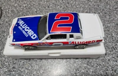 Acción #2 Rusty Wallace Alugard Anticongelante 1985 Gran Premio escala 1/24 Foto 1 de 4