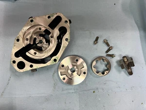 Carcasa de bomba de aceite del motor Seadoo RXT, GTX, RXP 4-TEC 185 Speedster Sportster - Imagen 1 de 9