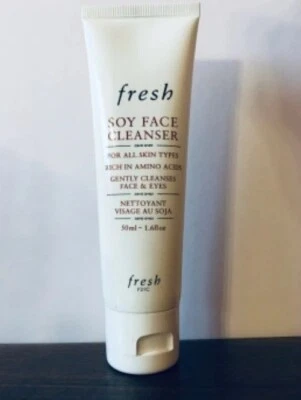 Fresh Soy Face Cleanser Travel Size 1.6 fl oz 50 ml New Sealed - Image 1 of 4