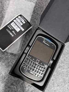 Teléfono Móvil BlackBerry Bold Touch 9900 Original Desbloqueado 8GB 3G 5MP Smartphone - Imagen 1 de 11