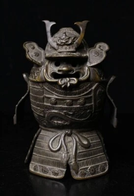 Antiguo quemador de incienso samurai japonés de bronce viene con una caja de madera Foto 1 de 4