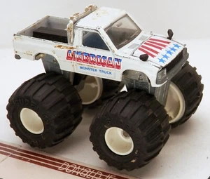 Majorette AMERICAN MONSTER TRUCK Toyota HiLux White #2011 1:56 Scale - Picture 1 of 2