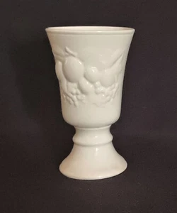Vintage Royal Worcester Crown Ware Off White Footed Vase Raised Fruit Detail 60s - Picture 1 of 13