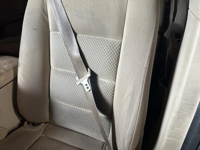 Cinturón de seguridad delantero izquierdo usado delantero se adapta a: Ford Freestyle 2005 canastilla conductor retracto Foto 1 de 4