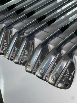 PowerBilt Citation Iron Set 1-10 (8 Clubs) Vintage Steel Shaft Blades - Image 1 of 4