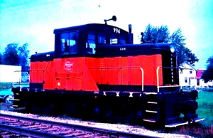 DUPLICATE EKTACHROME SLIDE MILWAUKEE ROAD 44-TONNER #994 PEWAUKEE, WI 9/9/65 - Picture 1 of 1