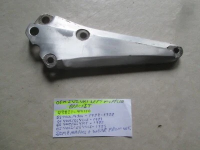 SOPORTE SILENCIADOR IZQUIERDO SUZUKI OEM GS400 / GS450 VARIOS AÑOS 43821-44110 Foto 1 de 4