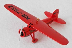 HALLMARK RECUERDO 2016 "LOCKHEED VEGA 5B" ADORNO ARTESANAL "SKY'S THE LIMIT" - Imagen 1 de 7