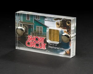 Short Circuit Screen-Used Original Movie Prop Stephanie's house section & COA. - Imagen 1 de 5