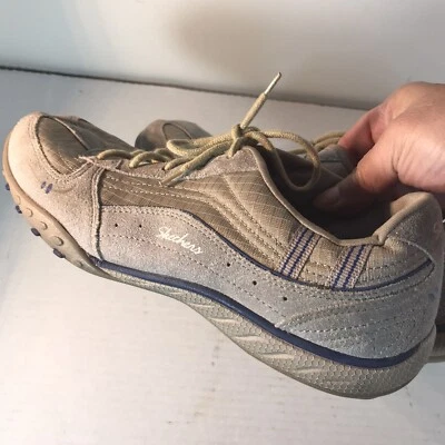 Zapatillas deportivas Skechers de ajuste relajado de espuma viscoelástica beige/azul gamuza/tela para mujer talla 8,5 Foto 1 de 4