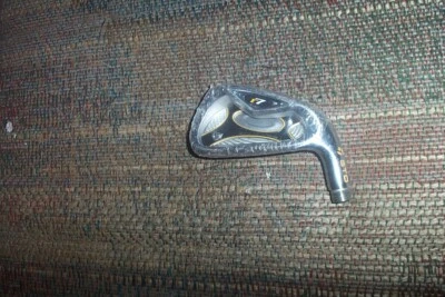 BRAND NEW Taylor Made R7  TP 6 iron  head only demo RH  STD - Image 1 of 4