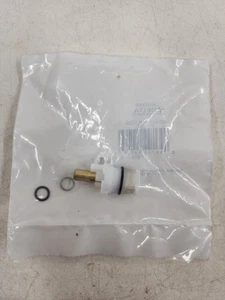 Delta OEM h/c lav/sink Stem Assembly Ceramic for 2 Handle Faucets, RP8230 - Picture 1 of 5