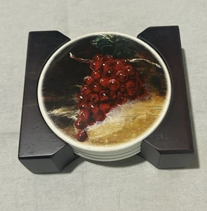 Cypress Home 4er Set Untersetzer Rot und Grün Trauben Gummi Holz Caddy Saugfähig - Bild 1 von 6