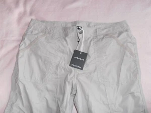 BNWT - Factories Hype Front Pocket Woven Cargo beige - size 12 BNWT - Picture 1 of 9