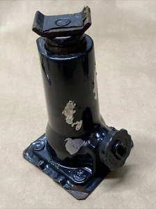 JEEP WRANGLER TJ YJ 87-06 OEM FACTORY BOTTLE JACK 52059104 - Picture 1 of 8