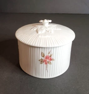 Maceta china hueso blanco corona inglesa Staffordshire Dianne floral con tapa 2,76" de alto  - Imagen 1 de 8