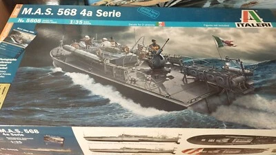M.A.S. 568 4a Serie + Equipaggio - Italeri  1/35 - Immagine 1 di 4