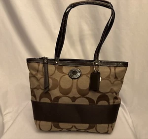NWT COACH Khaki Mahogany Signature Stripe Jacquard Tote Shoulder Bag - Picture 1 of 13