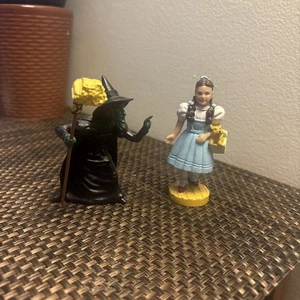 Wizard of Oz Dorothy & Witch Figure 1939 Loew’s Ren. 1986 Turner Presents 3.5" - Picture 1 of 2