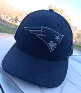New England Patriots Hat Cap New Era Embroidered NFL Football Size 7 5/8 - Picture 1 of 7