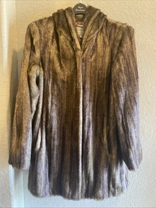 Vintage Women Dennis Basso Faux Fur Coat Rn 98393 - Picture 1 of 8