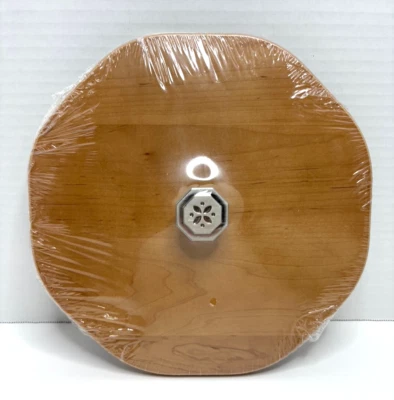 LONGABERGER 2005 Dealers Choice Basket Hardwood Lid #50320--NEW - Image 1 of 4