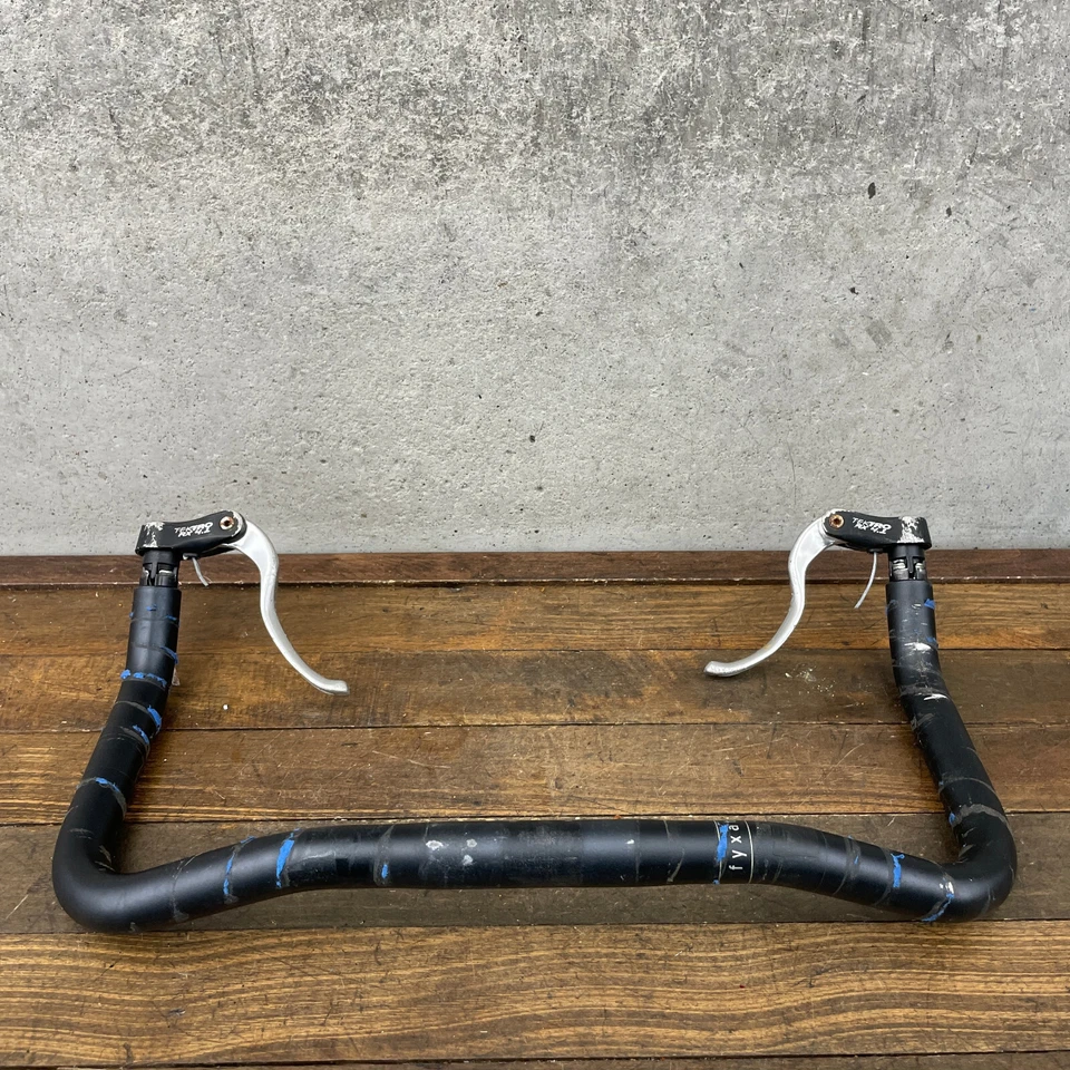 Fyxation Wing Bars 25.4 mm TT Triathalon Fixie Road Black 40 Tektro Aero Levers - Image 1 of 4