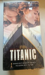 Titanic (VHS, 1998, 2-Tape Set, Pan-and-Scan) - Picture 1 of 2