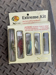 XPS BASS PRO Angelköder Crankbait und Jerkbait Kit 5 NEU Neu im Karton - Bild 1 von 3