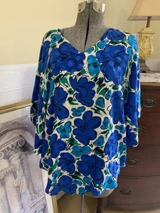 100% Silk Cape Blouse With Bright Blue Florals Vintage 90s By Mr. Rojas Size 14 - Picture 1 of 11