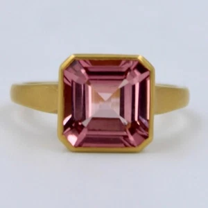 Lustrous 3.1 Ct Asscher Cut Pink Tourmaline Ring in 18K Brushed Gold Size 7 - Picture 1 of 7