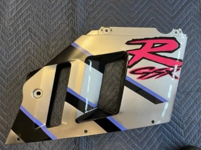 Carenagem Suzuki GSXR 750 1992 (preto/roxo) - Imagem 1 de 2