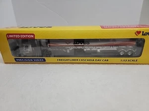 loves diecast Semi With Trailer - Picture 1 of 7