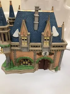 Dept 56 Heritage Collection Disney Parks Village Mickey's Christmas Carol - Picture 1 of 11