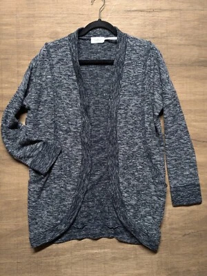 Cardigã Urban Outfitters Out From Under Wmns tamanho P malha azul bolsos frontais abertos - Imagem 1 de 4