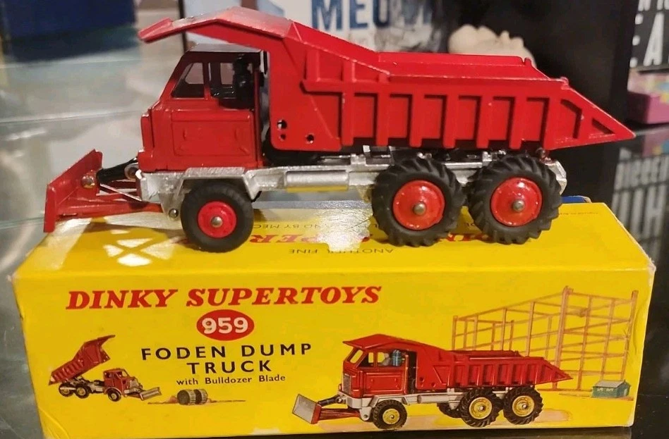Dinky Toys No. 959 Foden Dump Truck Bulldozer Blade In Box - Image 1 of 4