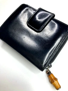 GUCCI VINTAGE BAMBOO ZIP AROUND CANVAS PATENT LEATHER WALLET PURSE ITALY - Picture 1 of 13