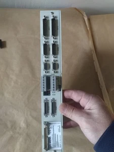 Siemens 6SN1118-0DM33-0AA1 VERSION B Sinumerik 6SN11180DM330AA1 - Foto 1 di 4