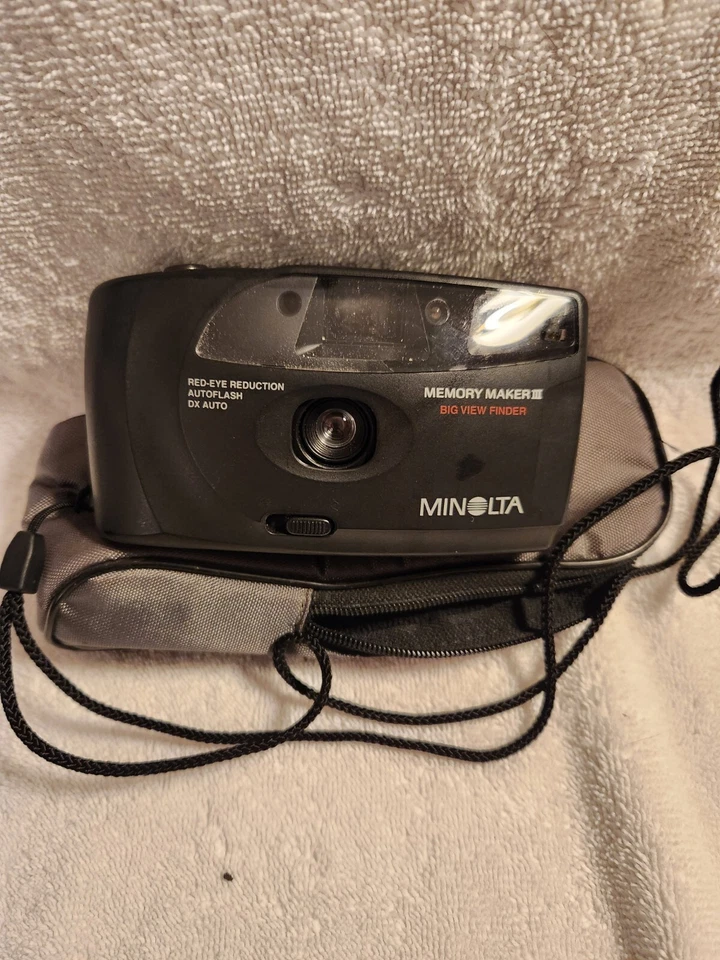 Minolta Memory Maker III Point and Shoot 35mm Film Camera Big View Finder Works - Image 1 of 4