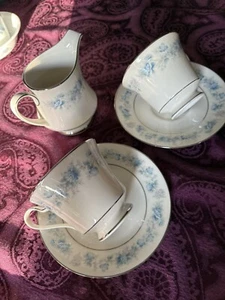 Noritake Splendor 2Cups 2 Saucers & Creamer467596 - Picture 1 of 3