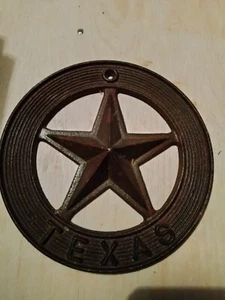 TEXAS Heavy Cast Iron Circle Star Rustic Western Decor Relief  7.75" - Picture 1 of 2