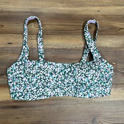 Athleta Floral Bikini Top 36 B/C Underwire Hook Closure Pads Purple White EUC - Image 1 of 4