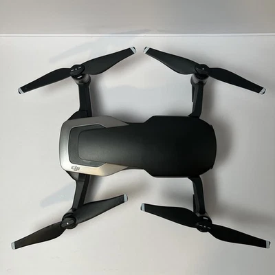 DJI Mavic Air - Drone Negro - Cámara 4K Portátil Compacto Foto 1 de 4