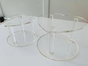 2 klare Acrylständer in Herzform Sammlerstücke Einzelhandel Hochzeit Schmuck - Bild 1 von 17