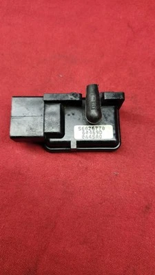 1992-1996 Dodge Viper Manifold Absolute Pressure MAP Sensor Mopar 56026770 - Image 1 of 4