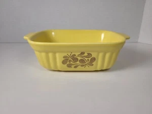 Vintage Pfaltzgraff 1983 FTDA 16 oz Casserole Bread Loaf Baking Dish Yellow - Picture 1 of 12