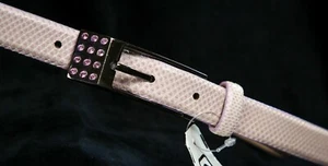 Nuevo con etiquetas Cinturón de Cuero Carlisle Rosa Claro con Hebilla de Estrás Tamaño: PEQUEÑO - Imagen 1 de 3
