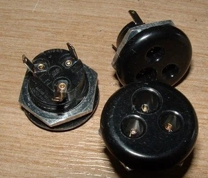 5 x Belling Lee L1436B/S miniature 3 pin vintage mains power socket panel mount - Picture 1 of 4